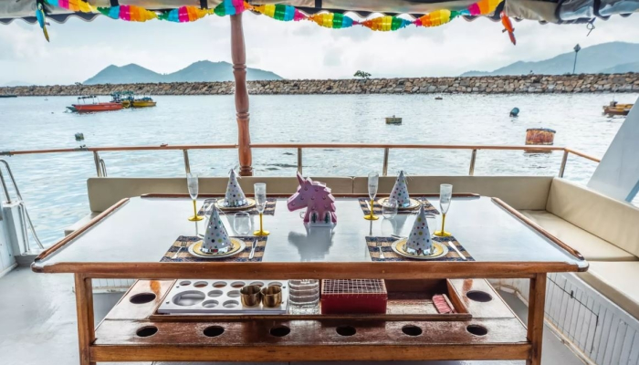  遊艇派對_遊船河_船 p